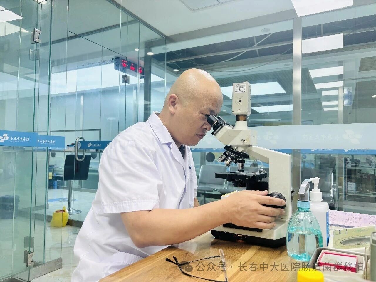 烟台市|高朋磊医师：左手男科临床，右手肠道菌群移植深入研究